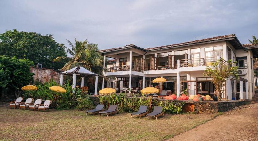 Santi Beach House with pool & beach photo