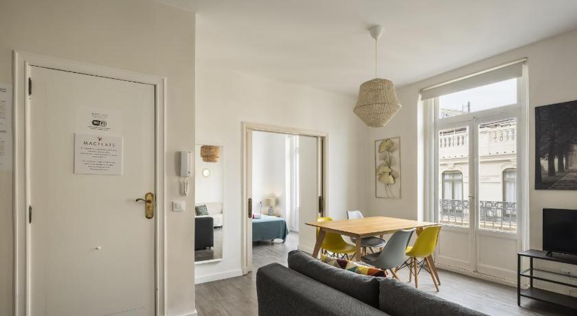 Macflats Ayuntamiento — Hotel in València