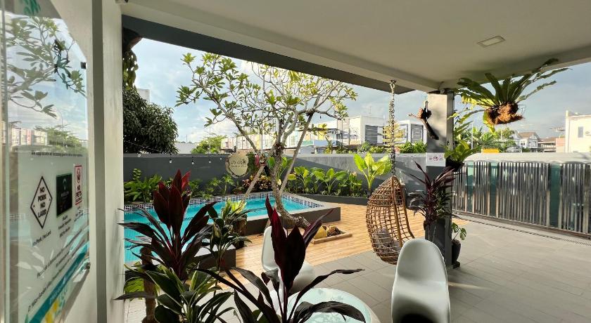 D Niice Garden View with Private Pool Bukit Indah, Johor Bahru photo