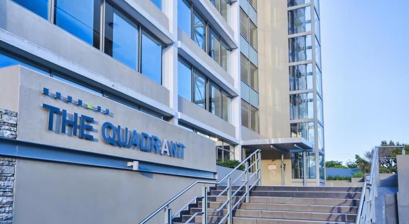 The Quadrant, G505 — Hotel in Cape Town