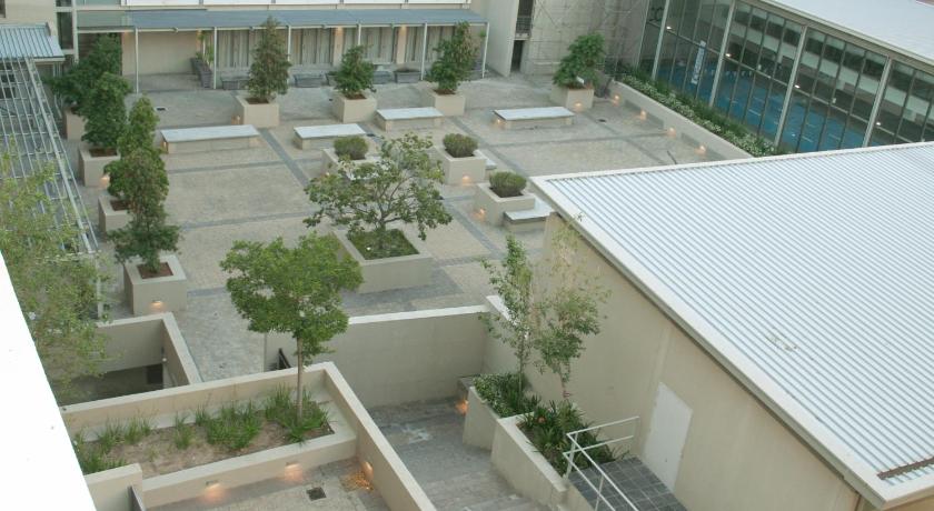 The Quadrant, G505 photo