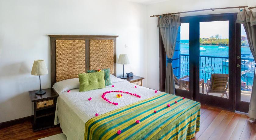 Image of King Suite with Ocean View 0