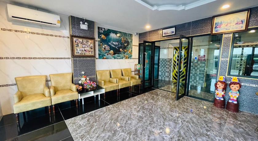 Ruan Khun Lek Hotel Kantsini - image 5