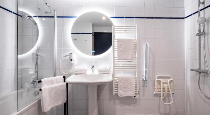 Hotel Le Francais photo