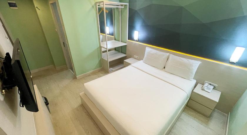 Image of Superior Room - Room Only 3
