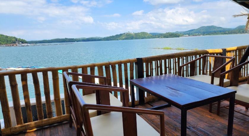 カンチャナブリ Banrai Waan Wan Resort 3つ星 ホテル プール