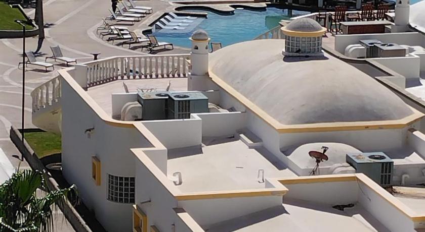 Las Palmas Resort Condo 403 with amazing sea view photo