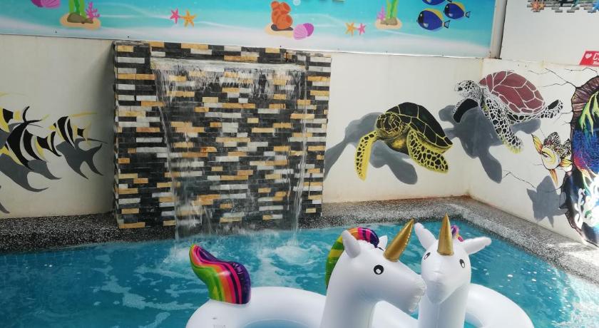 Casa LiLa Homestay Private Pool,Kota Bharu,free parking at homestay — Hotel in Kota Bharu
