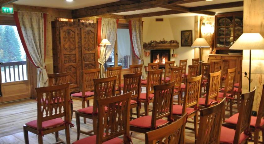 库尔马约尔 Auberge De La Maison 4星级 酒店 客房