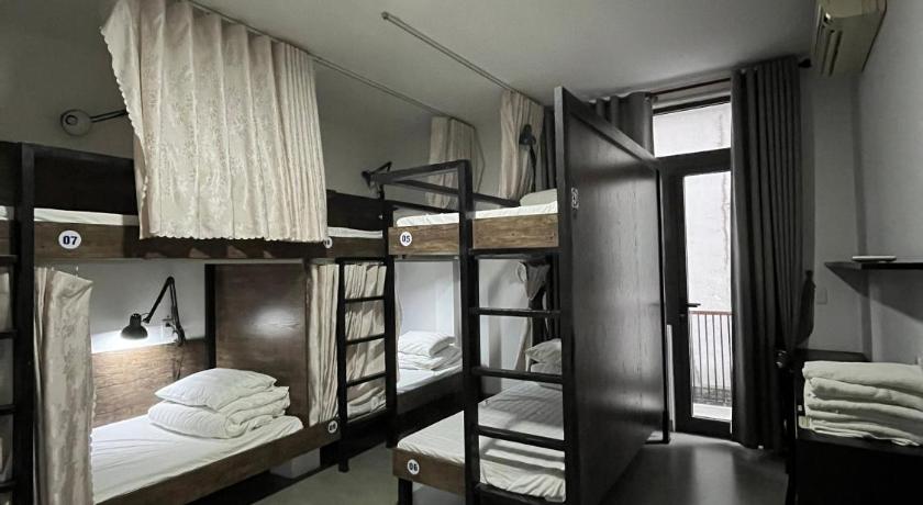 Image of Mixed Dormitory Room 1