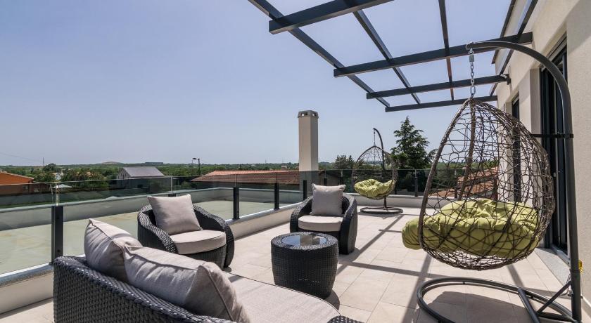 Villa PerLe Comfortable holiday residence - image 4