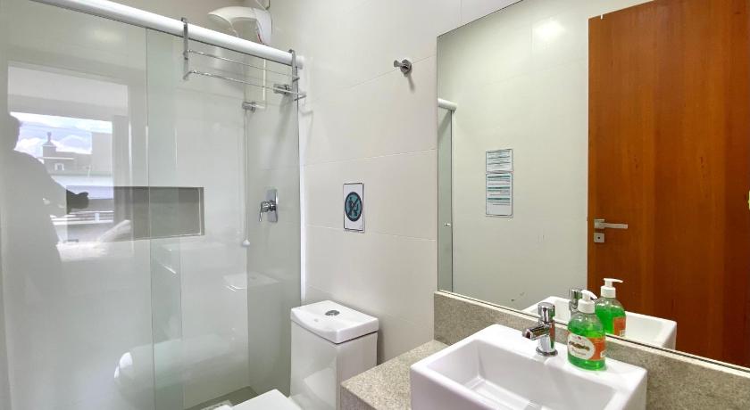 Image of Deluxe Queen Room 2
