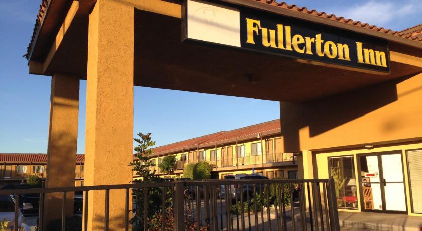 Fullerton Inn photo