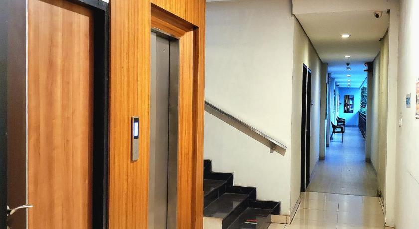 Hotel Sampurna Cirebon photo