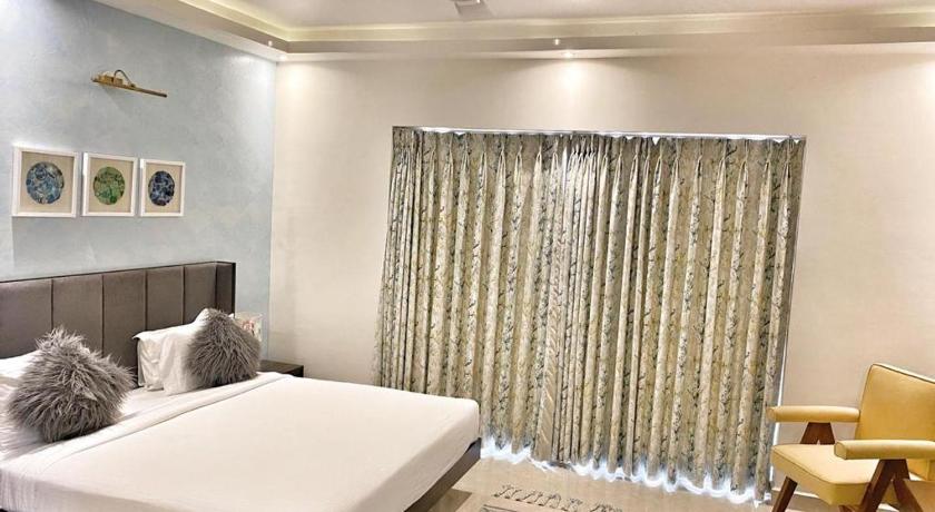 Redhomex 5Bhk Luxury Villa photo