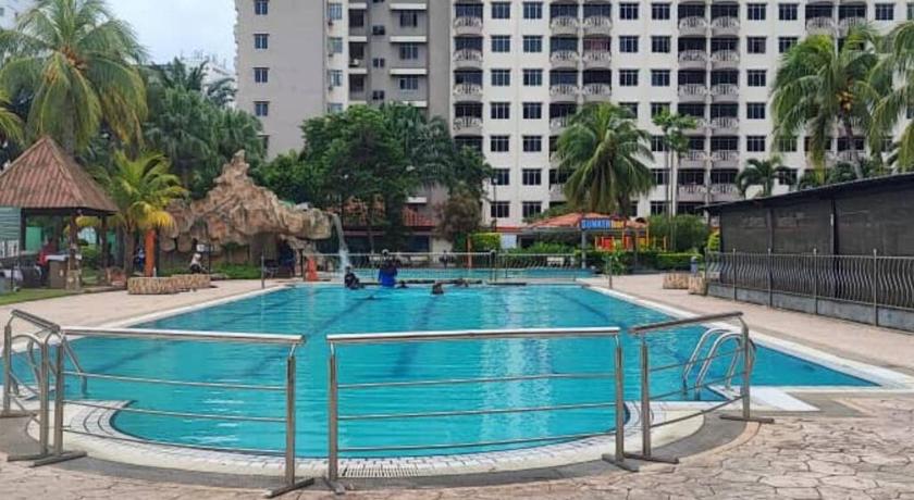 Glory Beach Resort Homestay PortDickson photo