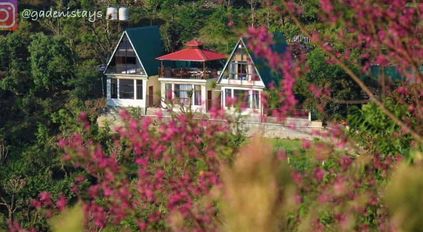 Gadeni Stays at Nainital - A frame cottage photo