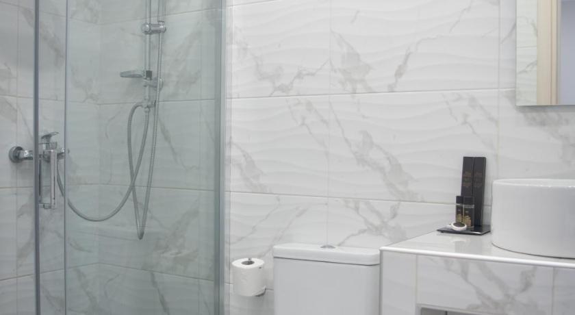 Image of Double Room with Balcony 2