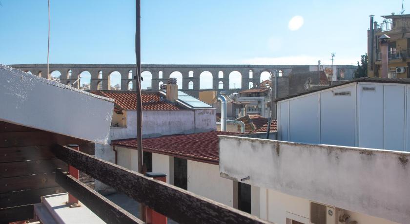 Image of Triple Room with Balcony 4