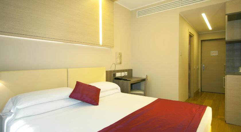 ローマ Hotel Il Cantico St. Peter 3つ星 ホテル 外観