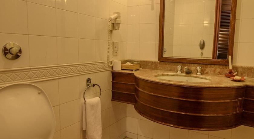 Image of Club Room 14