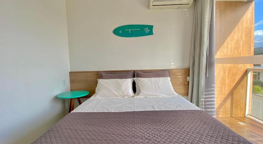 Image of Deluxe Double Room with Balcony 5