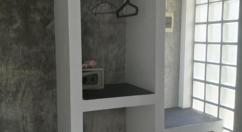Lazy Republique Villa photo