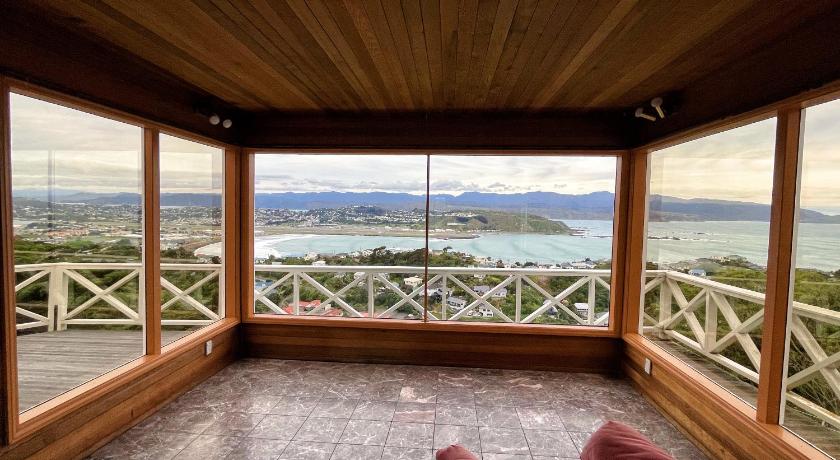 NO PARTY ALLOWED,Sea view 5 bedroom house photo
