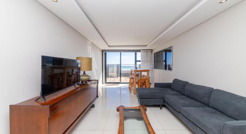 Seacrest B003 - Beachfront Apartment photo