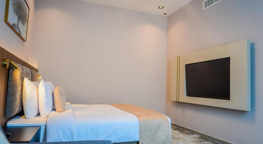 Image of Premium King Room 5