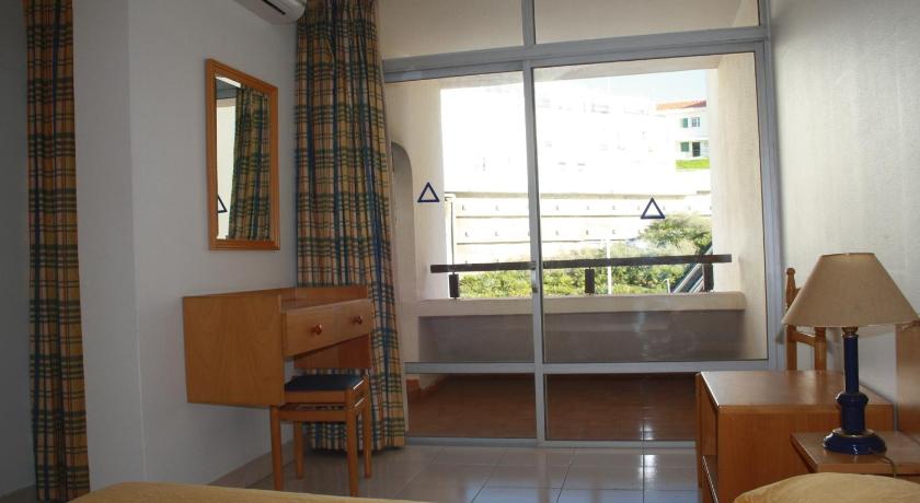Image of One-Bedroom Apartment with Sea View 0