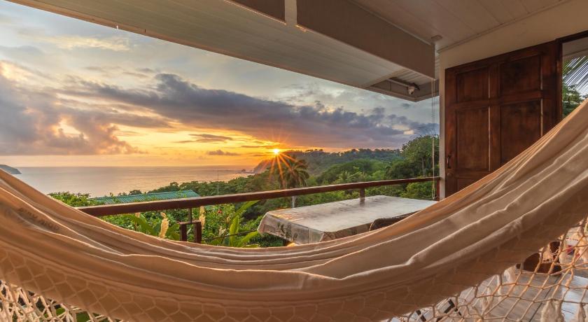 Image of Apartment with Sea View 4