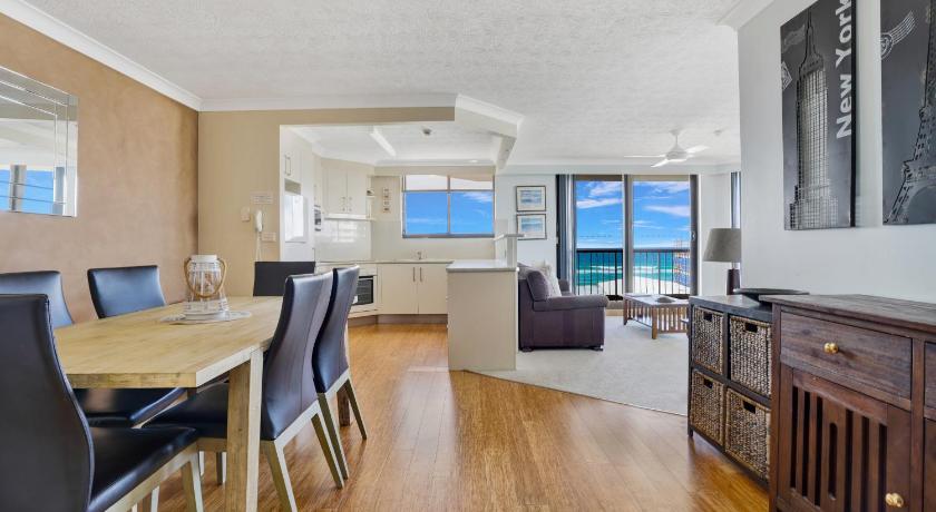 Beach Palms Holiday Apartments photo