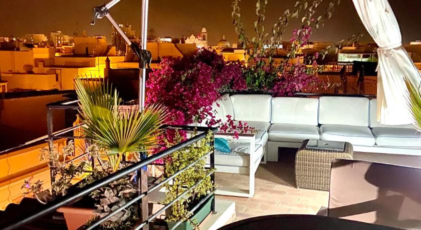 Image of Double Room with Balcony and Sea View 11