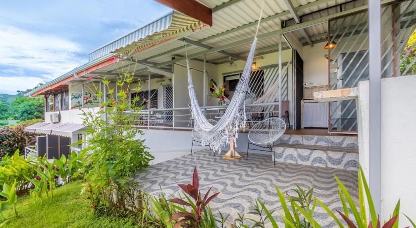 Image of Apartment with Sea View 4