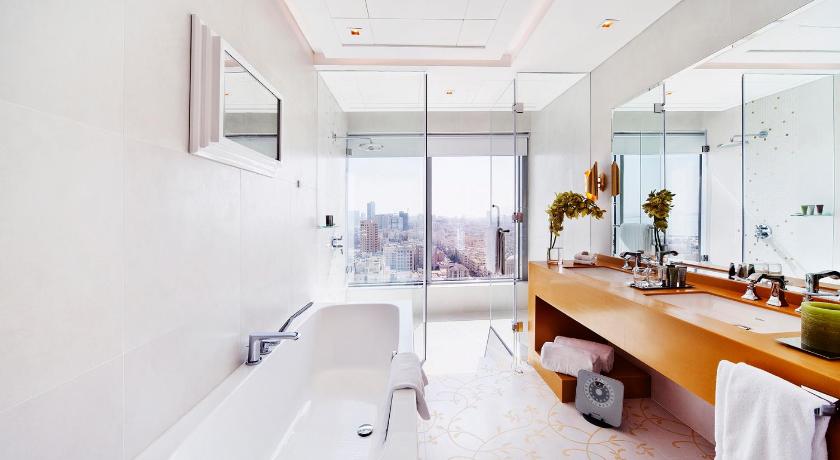 Image of Deluxe Suite 2