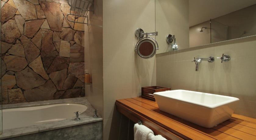 Image of Superior Room 2