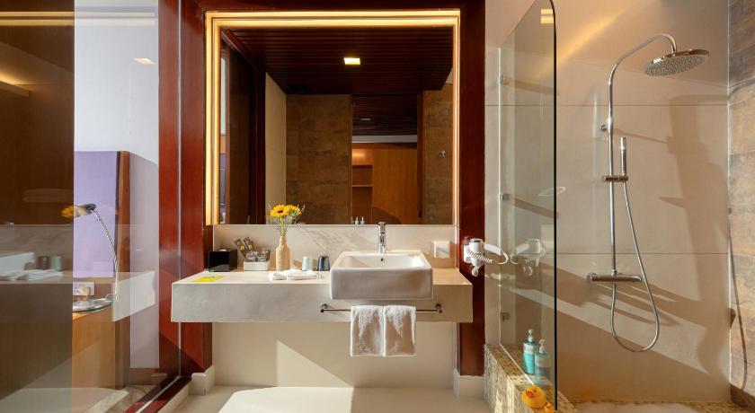 Image of Superior 2 Single Beds 2