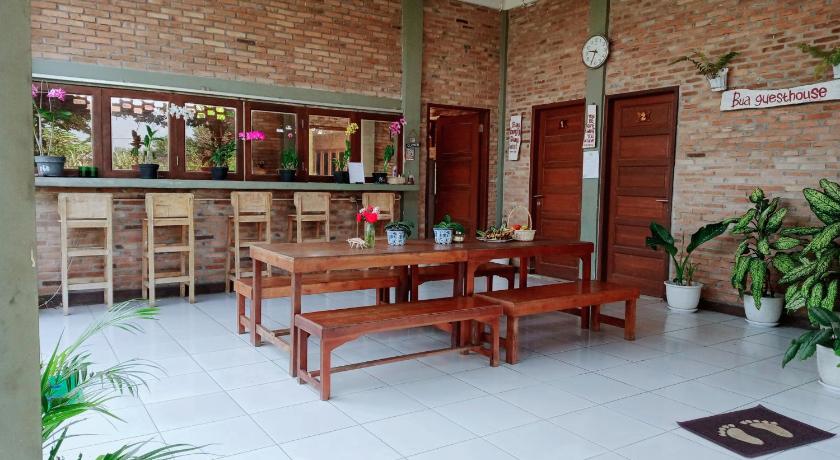 Bua Guest House photo