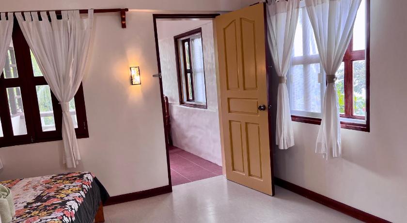 Wind Riders Inn and Cafe - image 45