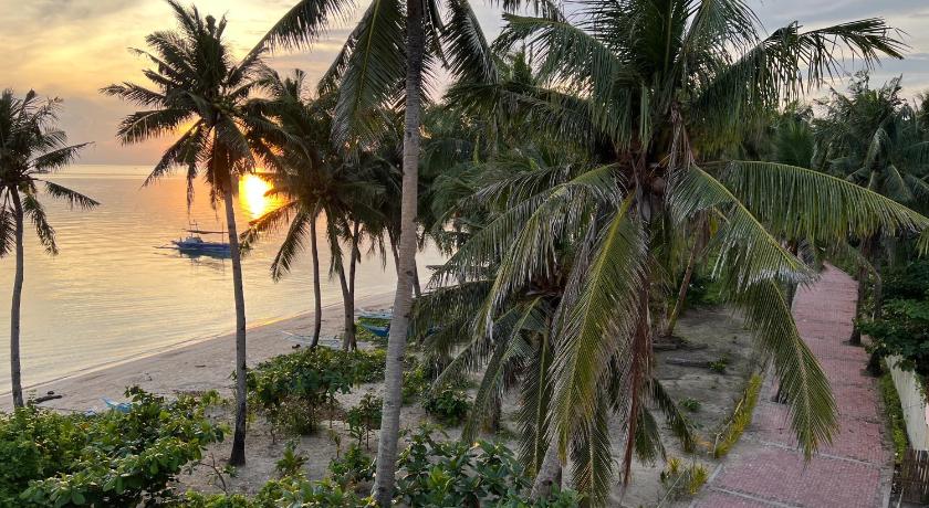 보라카이 윈드 라이더 인 앤 카페 (Wind Riders Inn and Cafe) 2성급 호텔 수영장