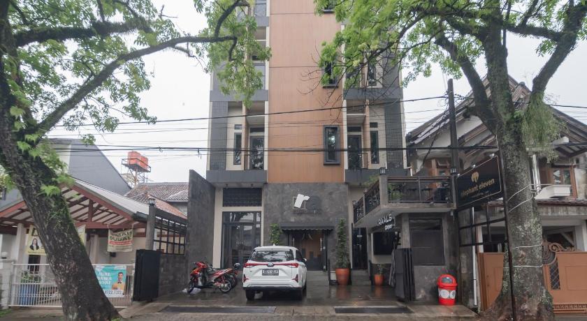 Urbanview Elephant Eleven Residence Bandung photo