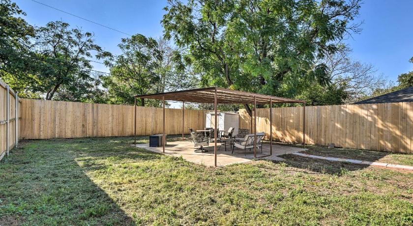 Arlington Elm Cottage, Walk To ATandT Stadium! photo