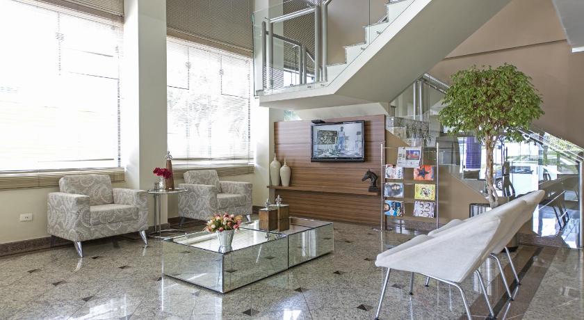 Astron Suites Sao Jose dos Pinhais