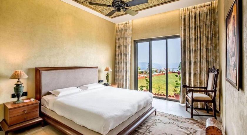 RedhomeX Sunrise Mansion — Hotel in Mahabaleshwar