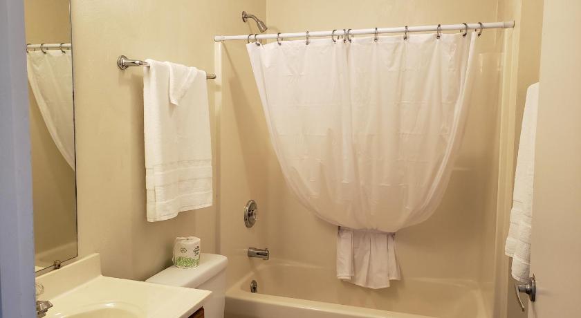 Affordable Suites Jacksonville photo
