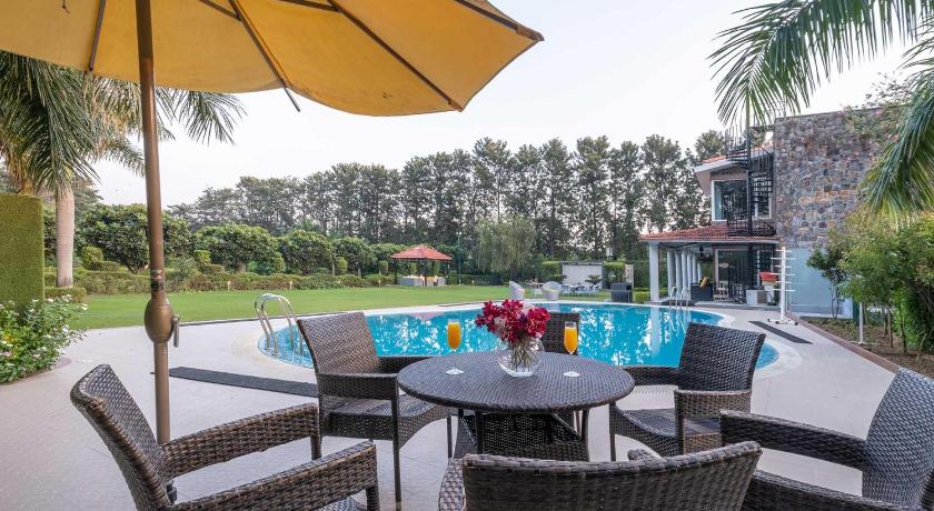 StayVista at The Banyan Abode with home feel beautiful interiors photo
