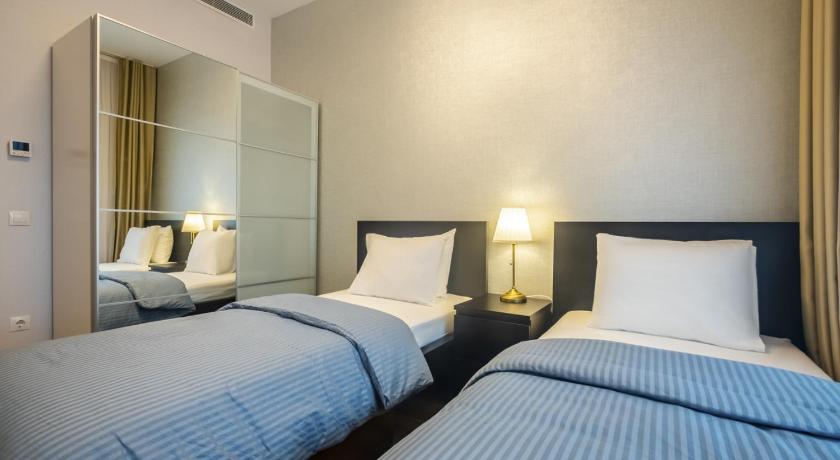 Luxurious Flat with City View in Maslak photo