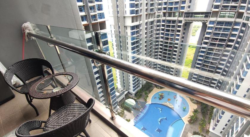 Atlantis Homestay Pool View 2607 By HwStay photo