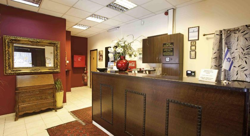 Sun City Hotel photo